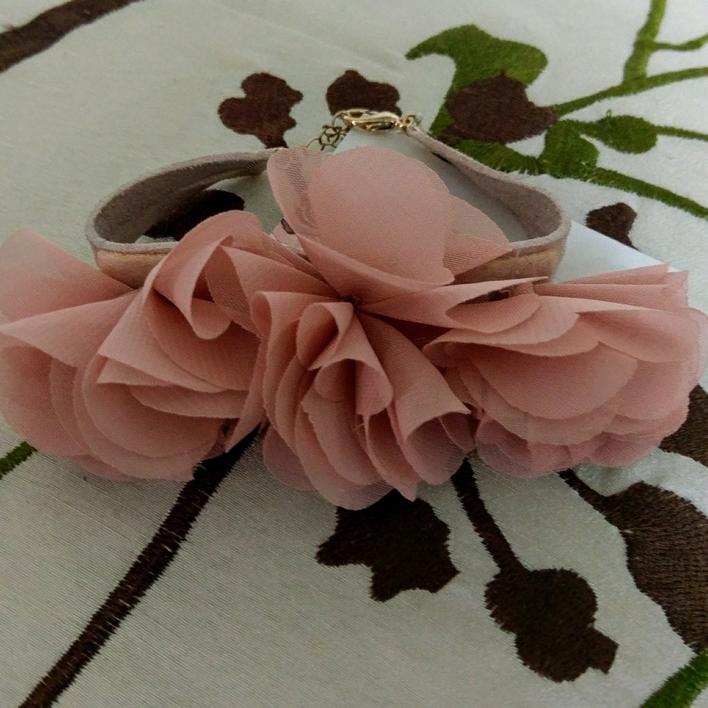 Lovely Le Fleur Bracelet, NWT!
